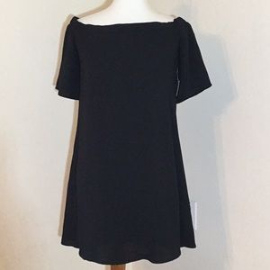 BP Dress, 🆕 off the shoulder, short flutter sleeve, loose and flowy,A-line, Med